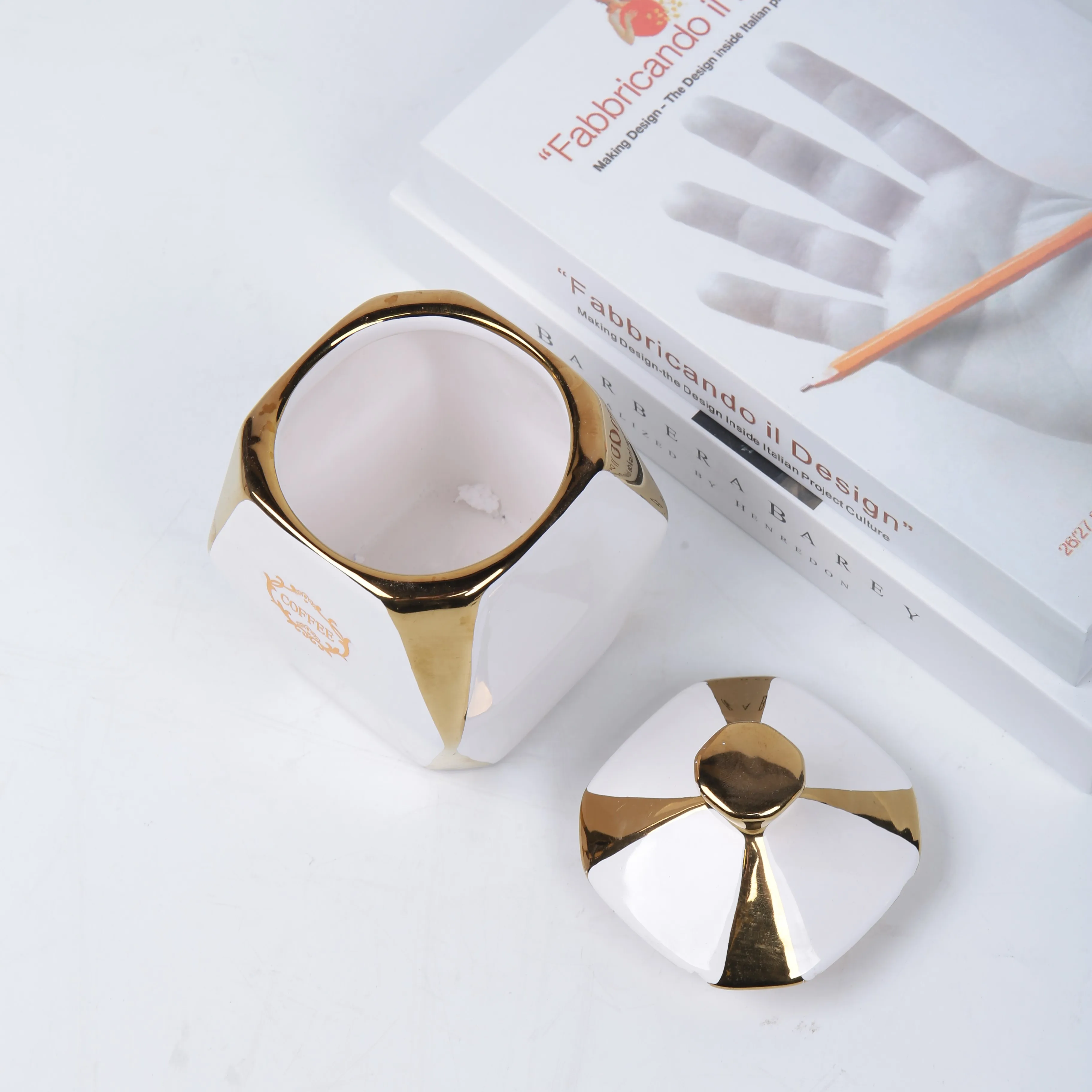 Household Nordic Ceramic Sealed Can Kitchen Grain Storage Food Storage Candy Coffee Tea Seal Jar