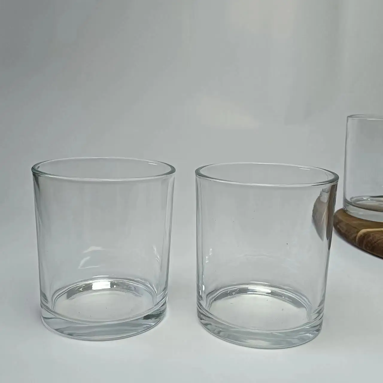 Empty Transparent clear Amber Glass Candle Jars and  Luxury Candle Vessels with Lid