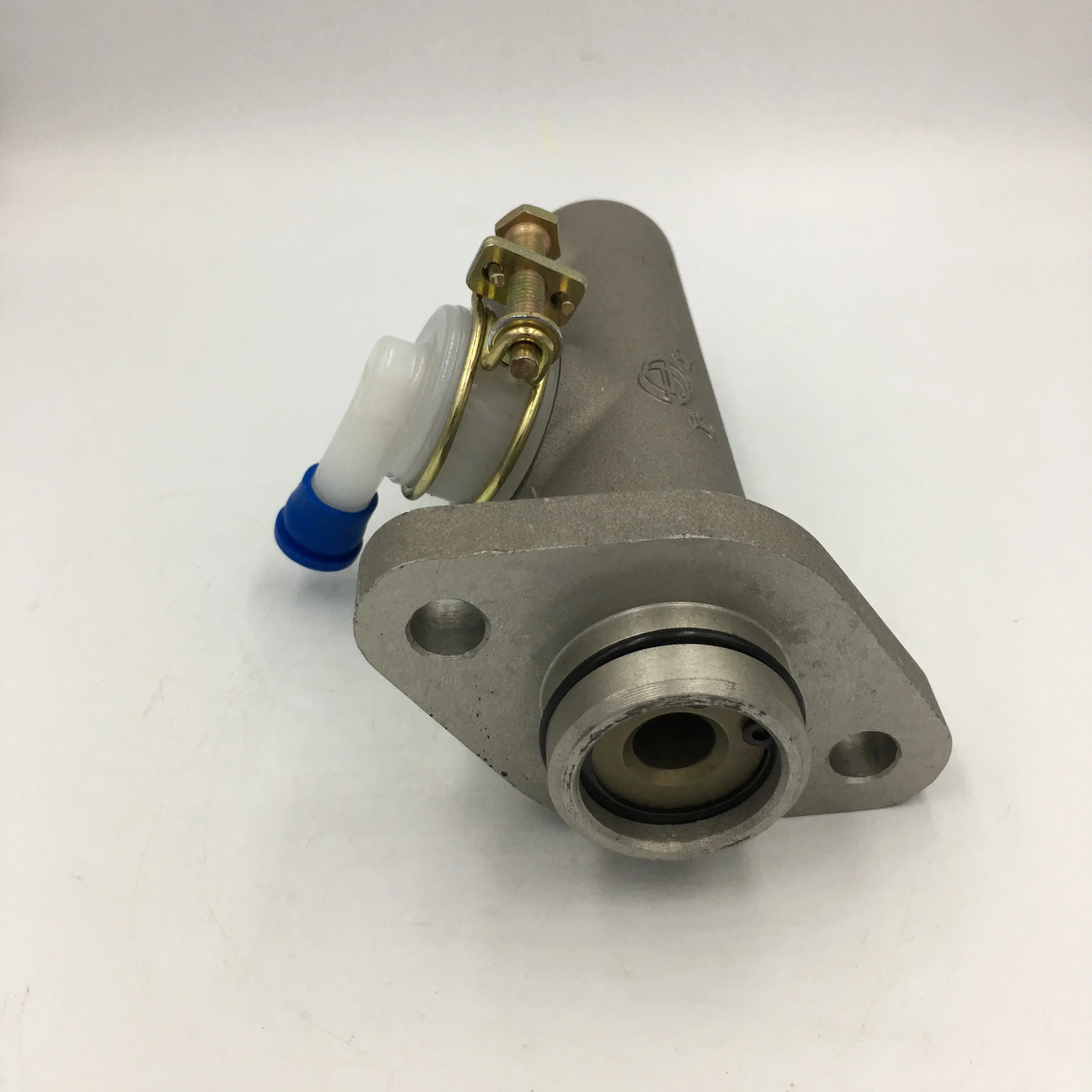 Clutch main pump and hydraulic clutch main cylinder are suitable for 163326