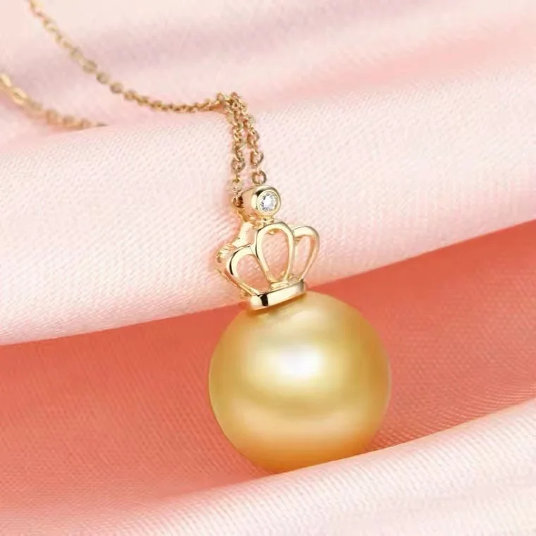 14K 18K Natural pearl Pendant jewelry Natural gold pearl pendant with small crown in Japan and South Korea