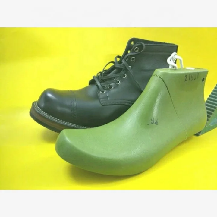 Men toe spring working boots plastic shoe lasts