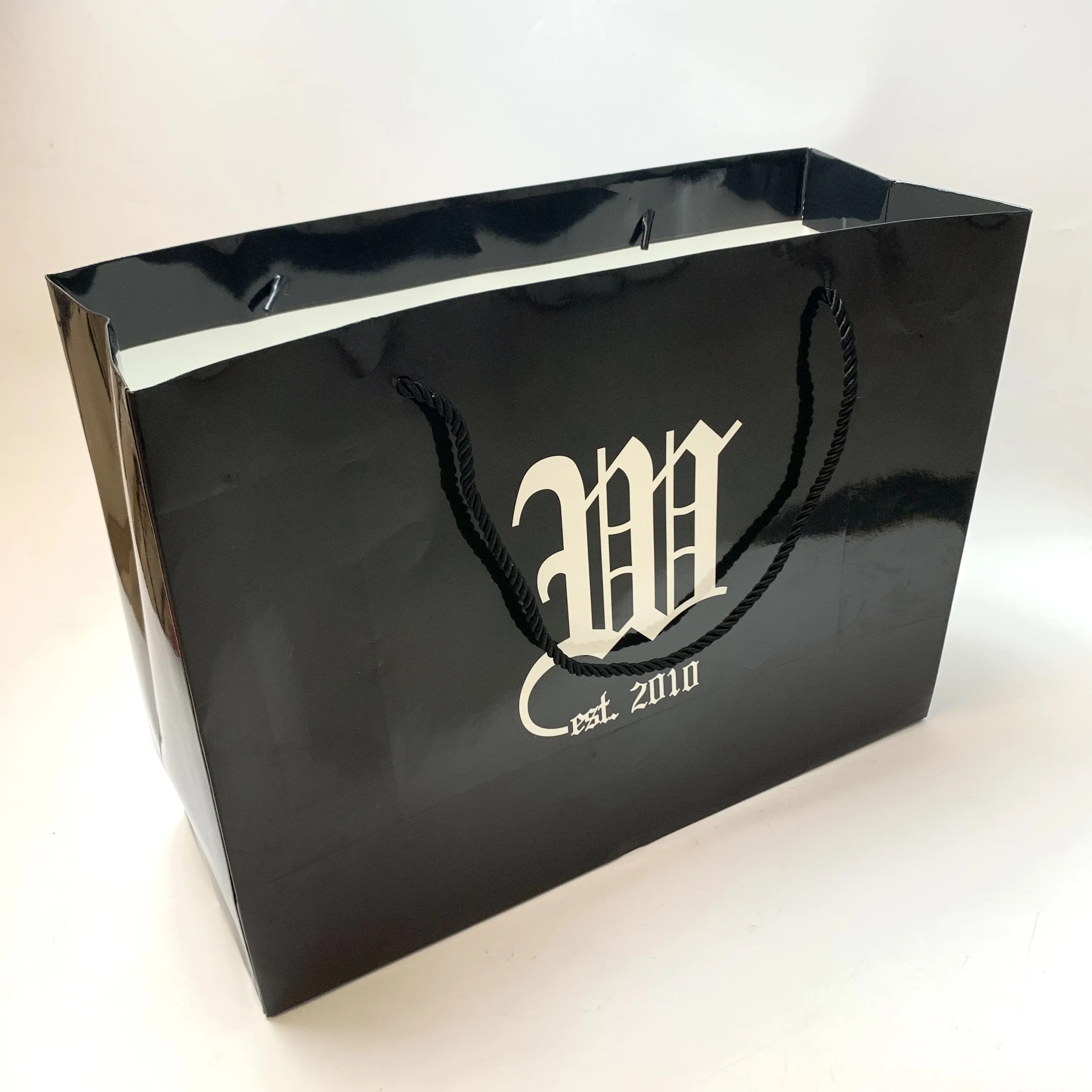 HOT SALES CUSTOMIZED PAPERBAG GIFT BAGS WITH LOGOS