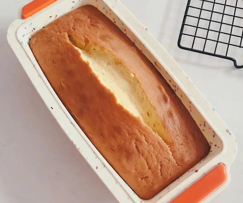 Kitchen Baking Tools Non Stick Silicone Rectangle DIY Toast Bread Mold