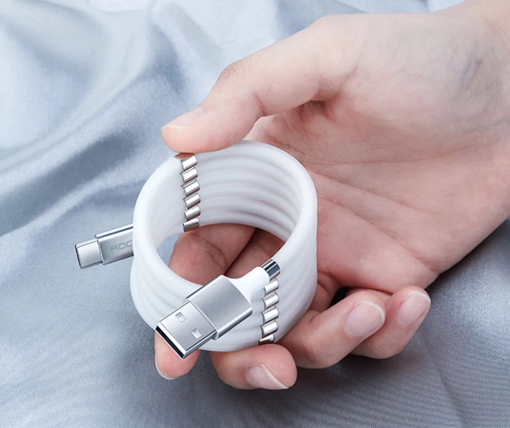 
High quality 0.9M 2.4A USB magic rope magnetic-absorbent silicone flexible durable and easy to carry data line 