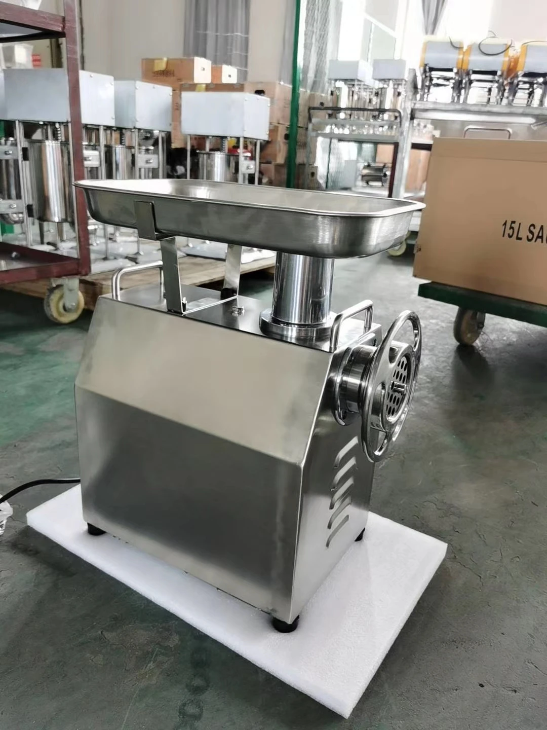 Strong power long time operation with stable performance commercial meat grinder multi-functional meat mincer