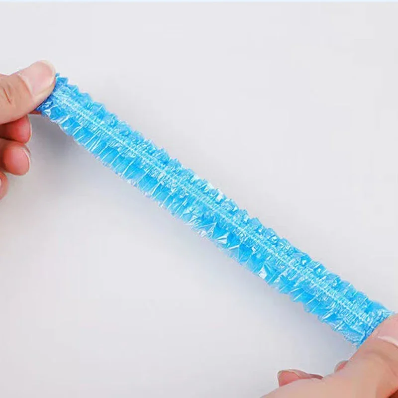 100pcs Disposable Shower Caps Bathing Bathing Waterproof Adult Hair Drying Caps Dustproof Plastic Head Covers for Men and Women