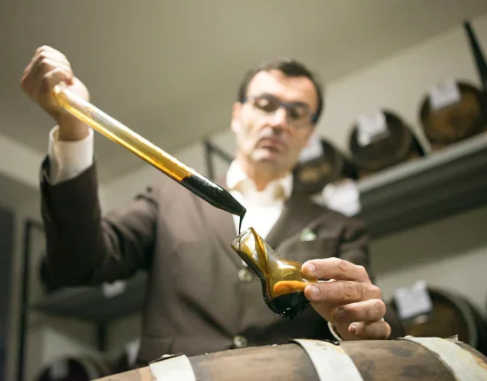 Wholesale Seasoning Healthy Made in Italy 250ml Glass Bottle Bulk Balsamic Vinegar of Modena IGP Grey