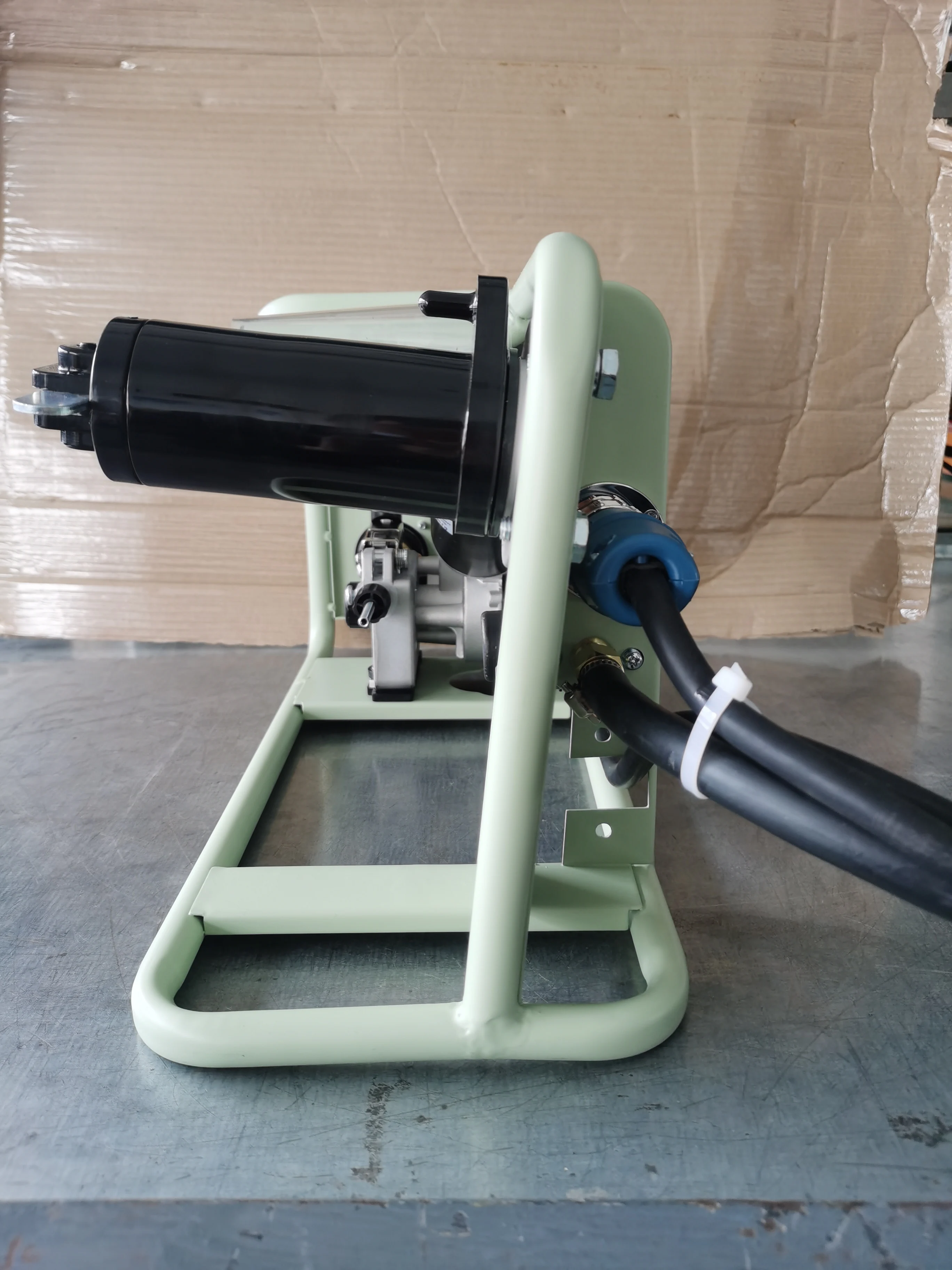 Wire feeder for mig welding machines