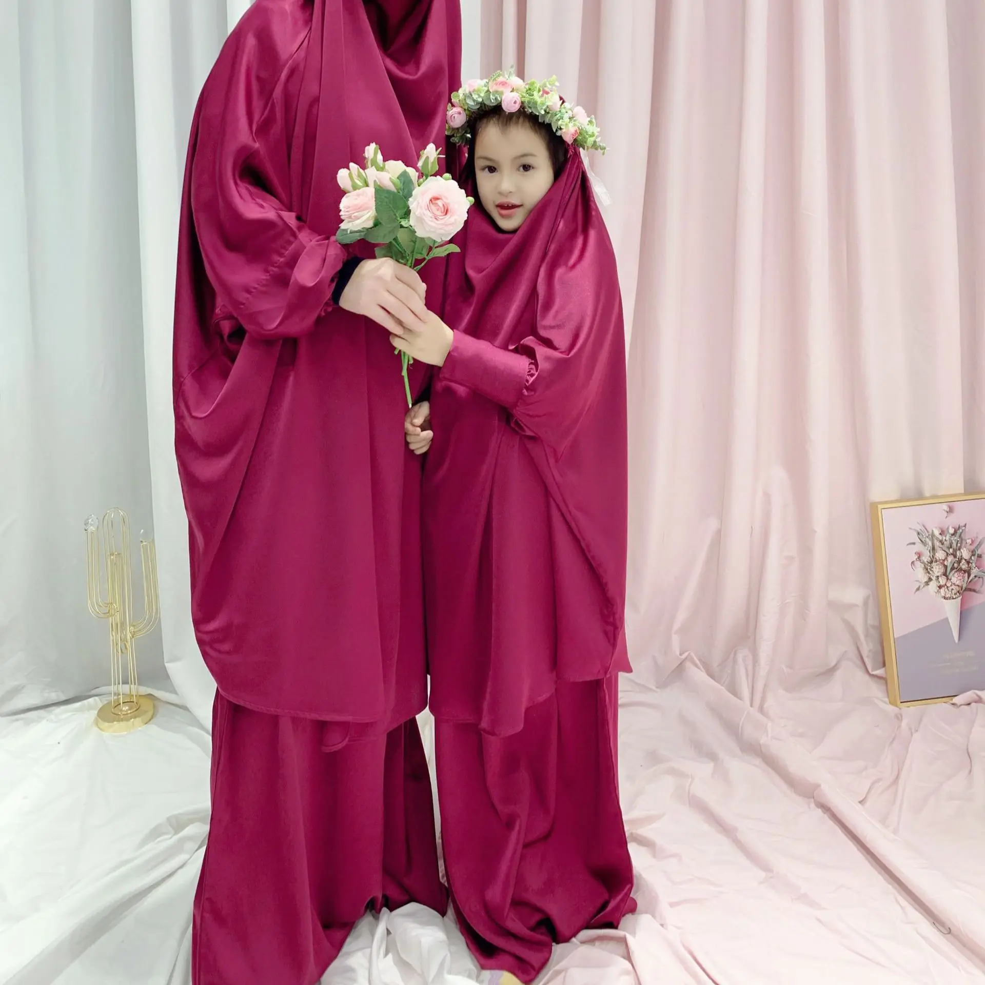 High quality Soft 2 piece set women prayer hijab dress muslim khimar jilbab overhead abayas for mummy and kids