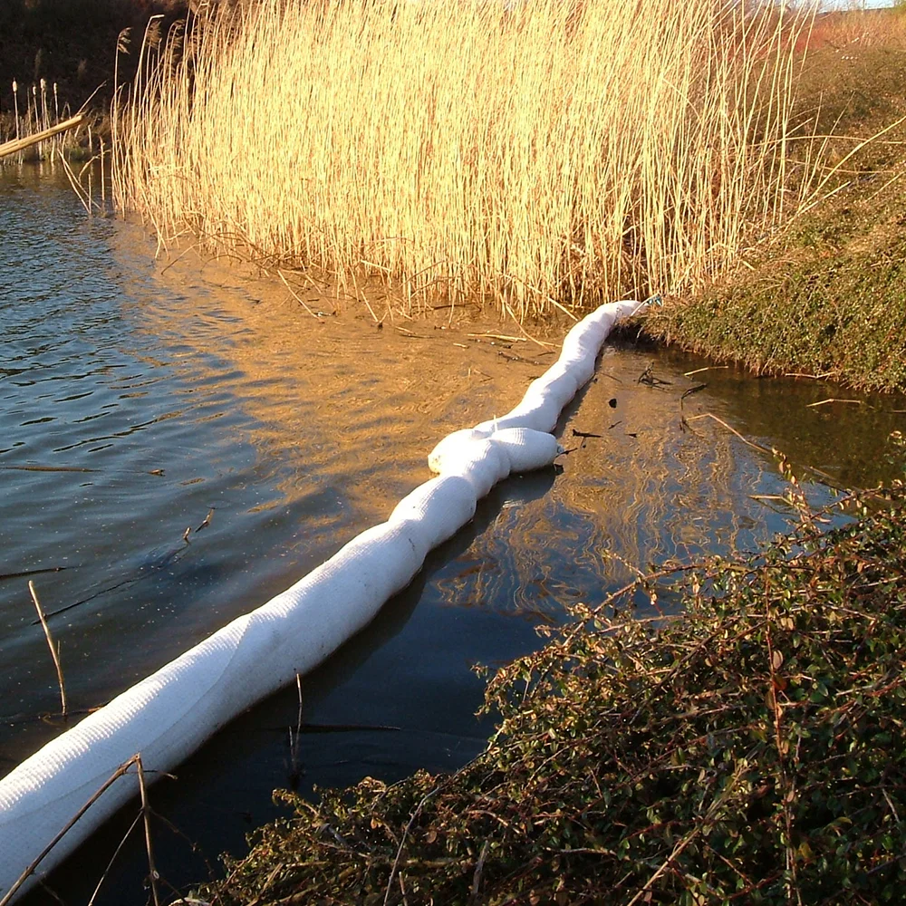 White color 20cm* 3m oil absorbent boom with netting
