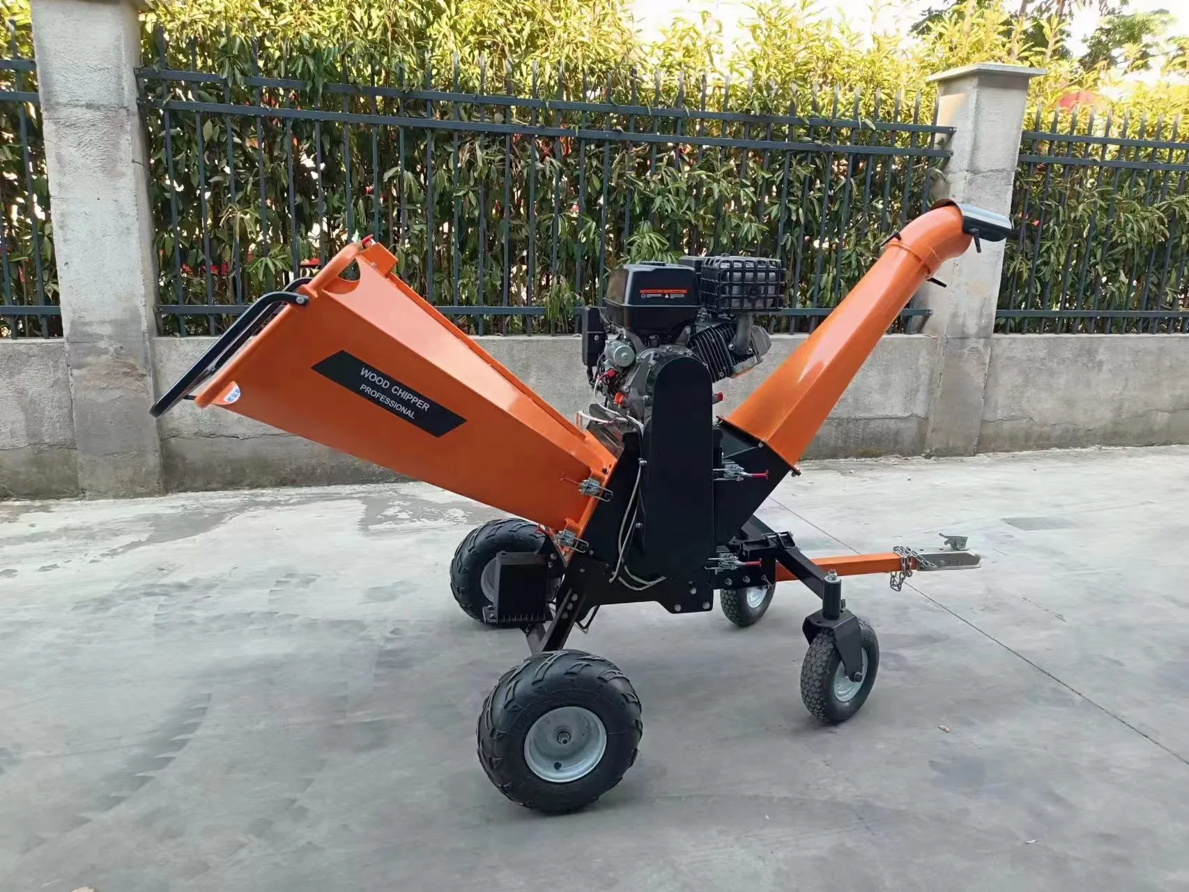 19.5HP High Power Wood Chipper Shredder Wood Chipper Machine Tree Chipper Branch Chipper Industrial Wood Chipper Wood Crusher