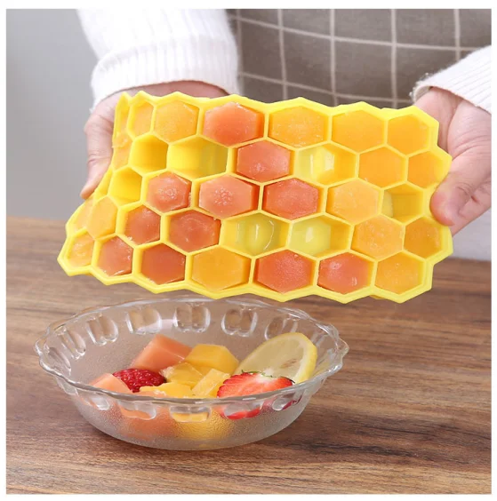 DIY custom silicone ice cube trays molds silicone 37 pieces honey comb ice with lids