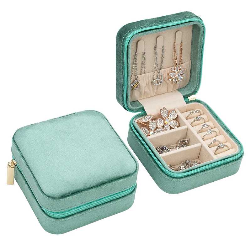 
Luxury Custom Logo Square Leather Jewelry Organizer Packaging With Zipper Customized Green Velvet Made Mini Gift Box Jewelry 