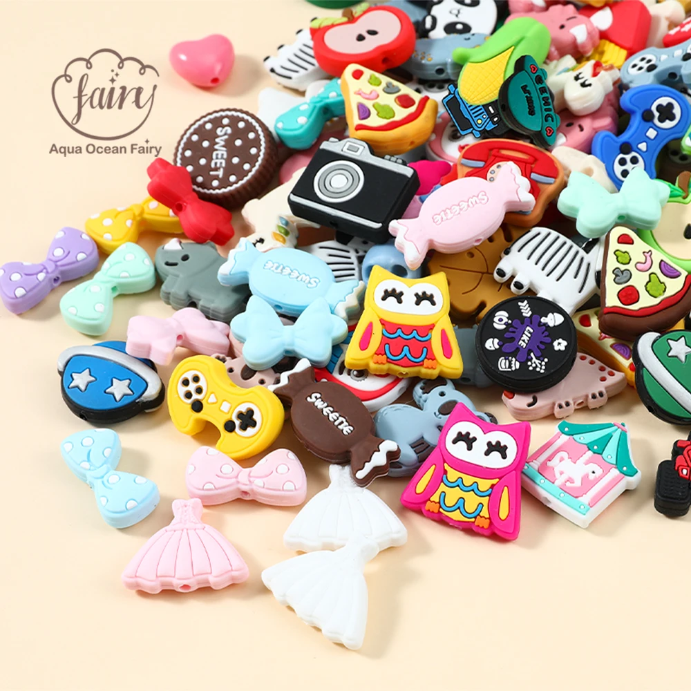 New Design Christmas Hat Halloween Silicone 3d Focal Beads Character Unique Silicone Rainbow Beads For Baby Pacifier Clip