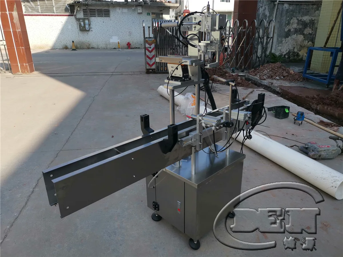 Fully automatic 5 gallon drinking water liquid filling and labeling production line