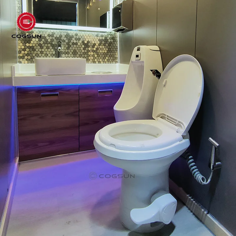 Outdoor Fiberglass Portable toilets Trailer Mobiele Draagbare Luxe Wc Trailer Voor Verkoop Restroom Trailers With Foldable steps