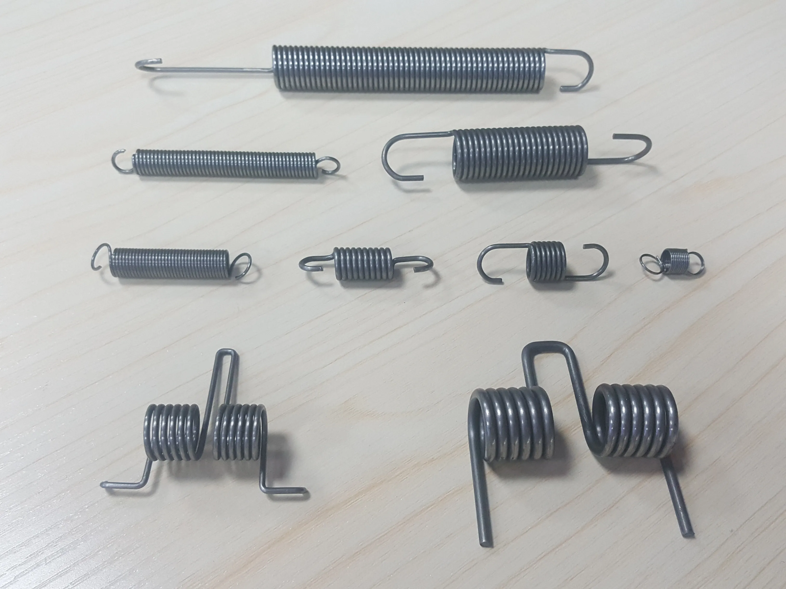 0.8-3.5MM Electronic and electrical industry hardware spring production equipment