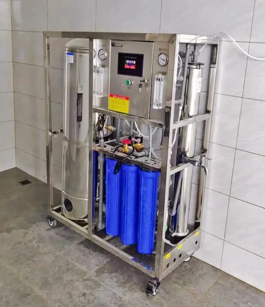 2T/H ro Industrial water treatment FRP Tanks Reverse Osmosis Water Purifying treatment plant