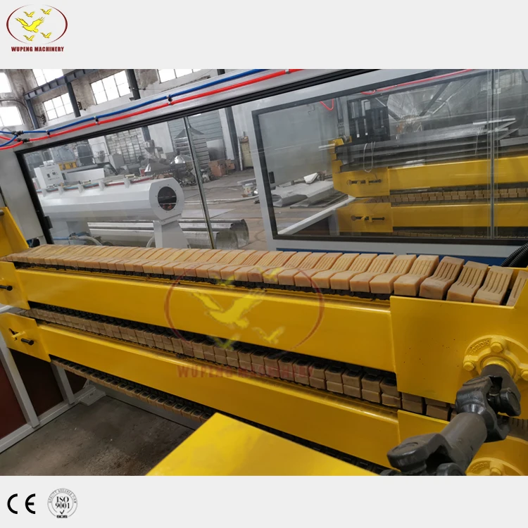 High capacity hydraulic pipe for tractor