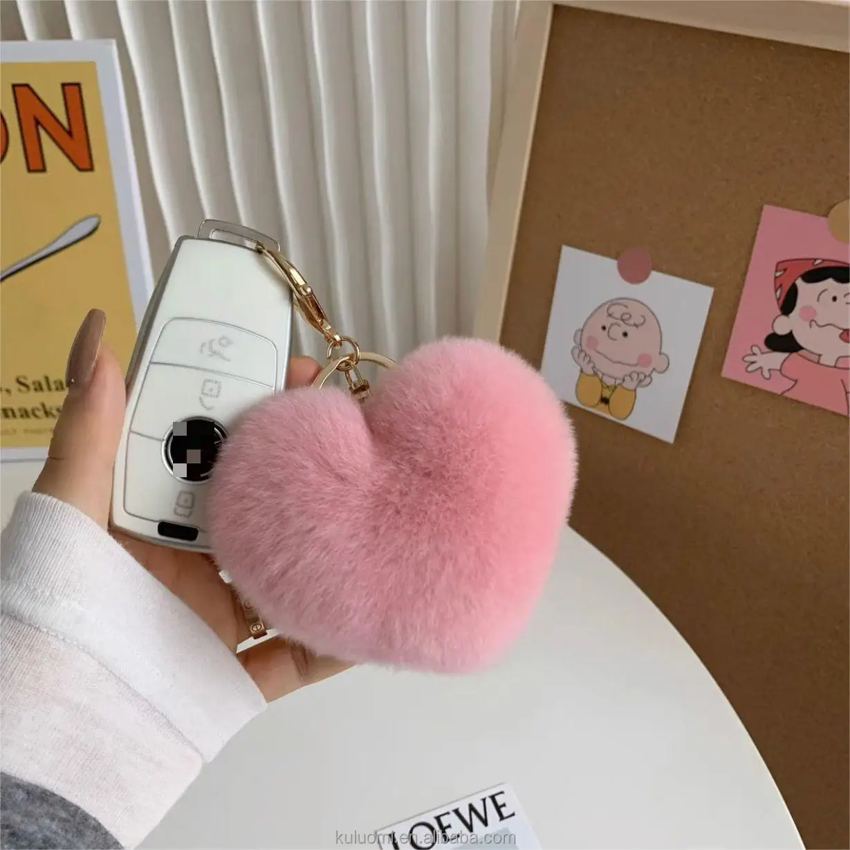 Wholesale Rabbit Plush Faux puff keychain Painted Love Pericardium bag charms Pendant Peach Heart Heart Shaped Pompom Keychain