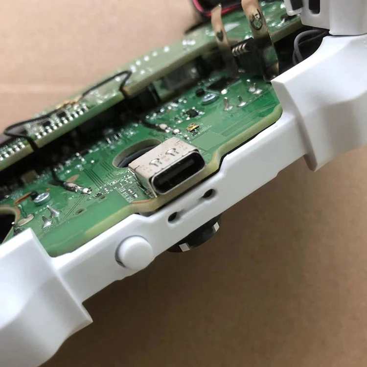 XBOX S X USB C (11)