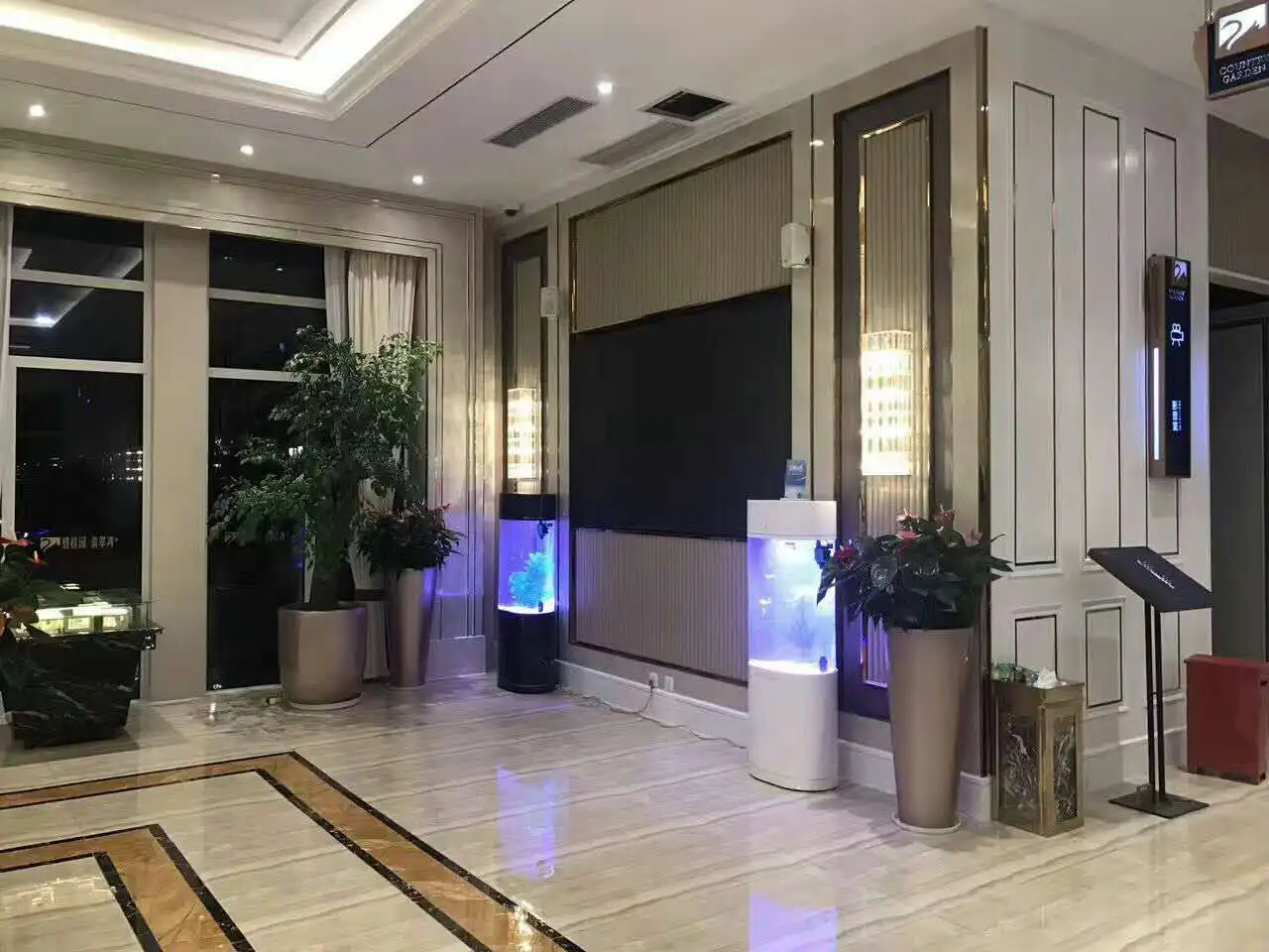 Double Arc White / Black  Acrylic Aquarium  LS-S Series