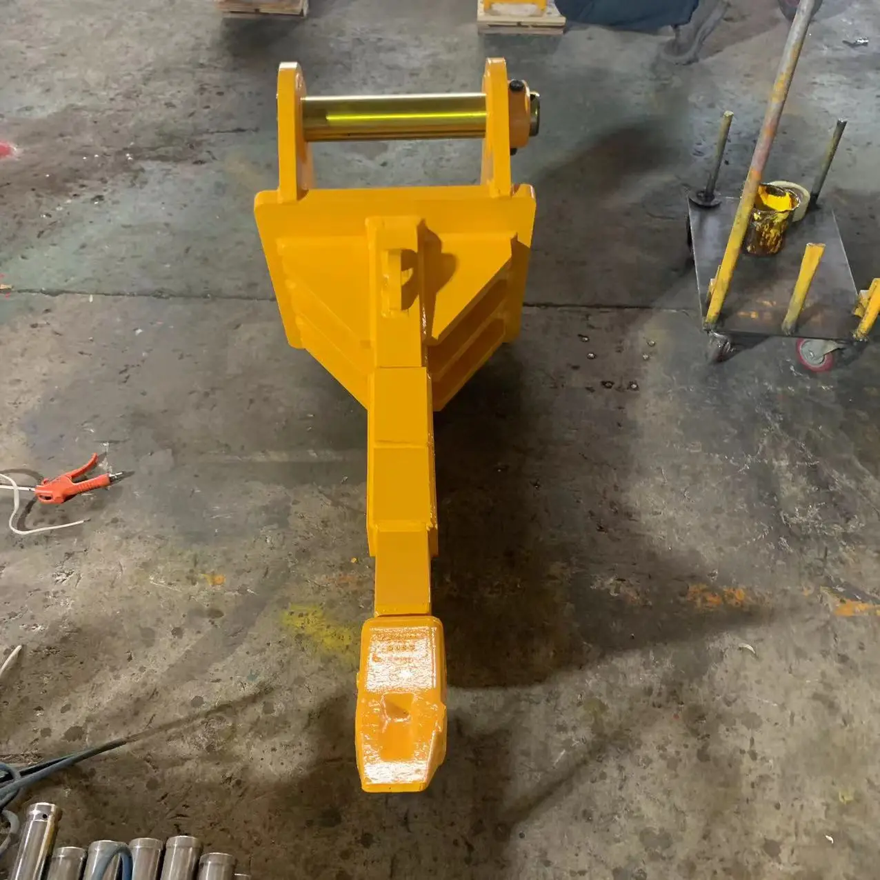 Single Tooth Ripper Construction Machinery Parts Excavator Ripper For Sale