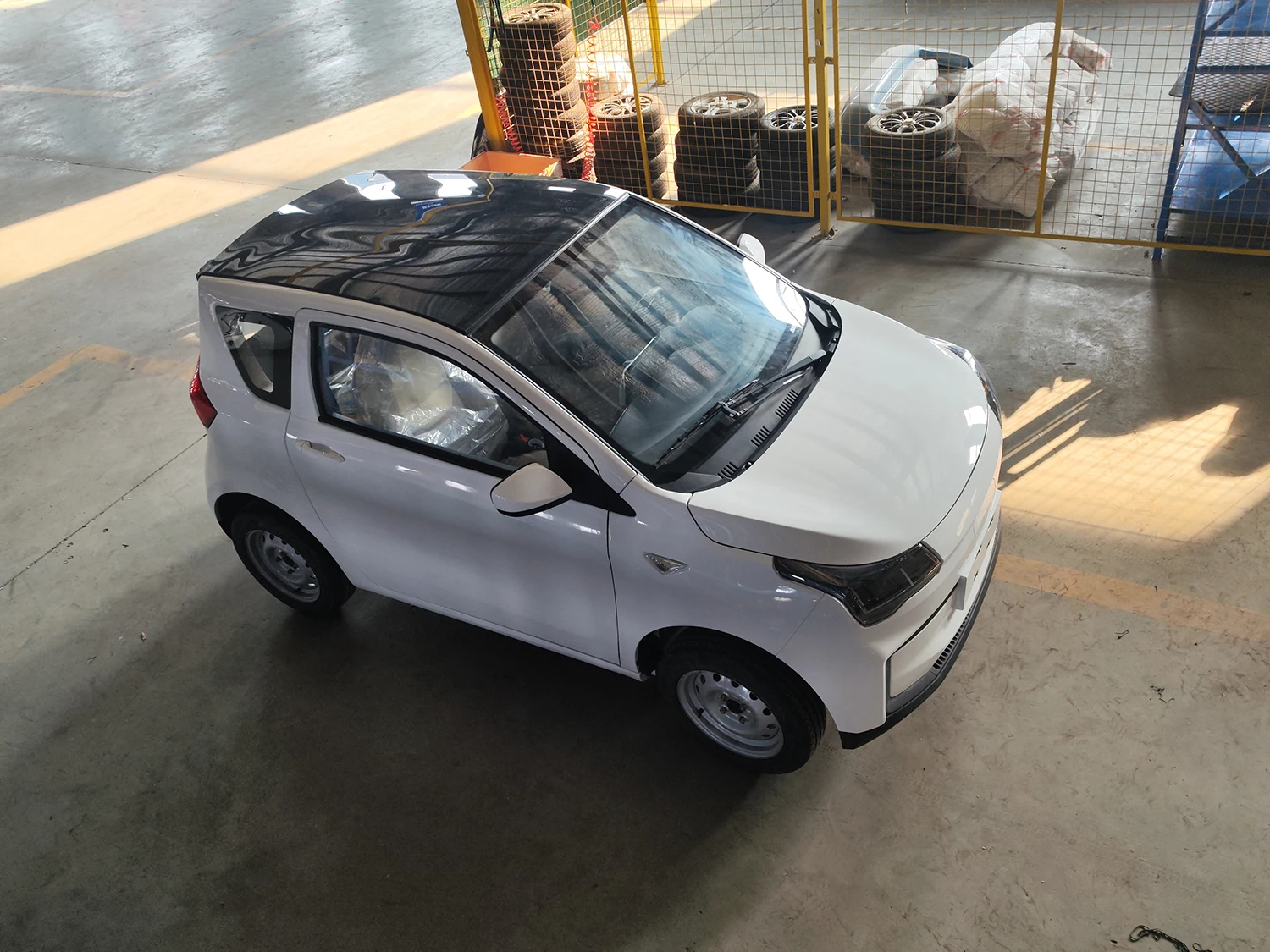 Solar 2  high speed electric car hot sell in the market brand cars automotive