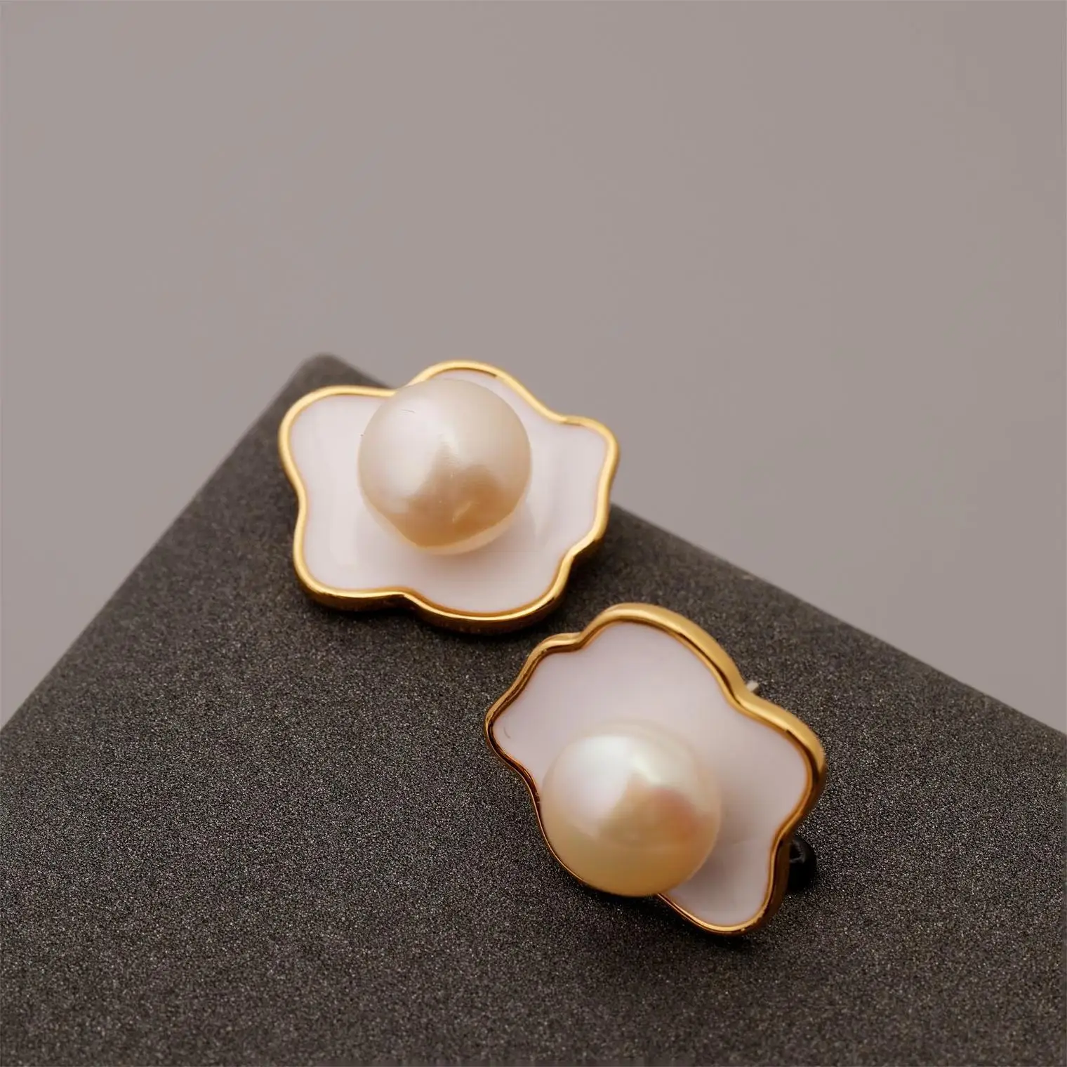 Женские серьги из серебра 925 пробы