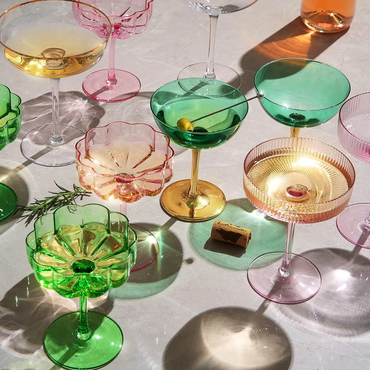 Wholesale Flower Vintage Wavy Petals Wave Glass Coupes 7oz Colorful Martini Champagne Cocktail Rippled Champagne Glasses