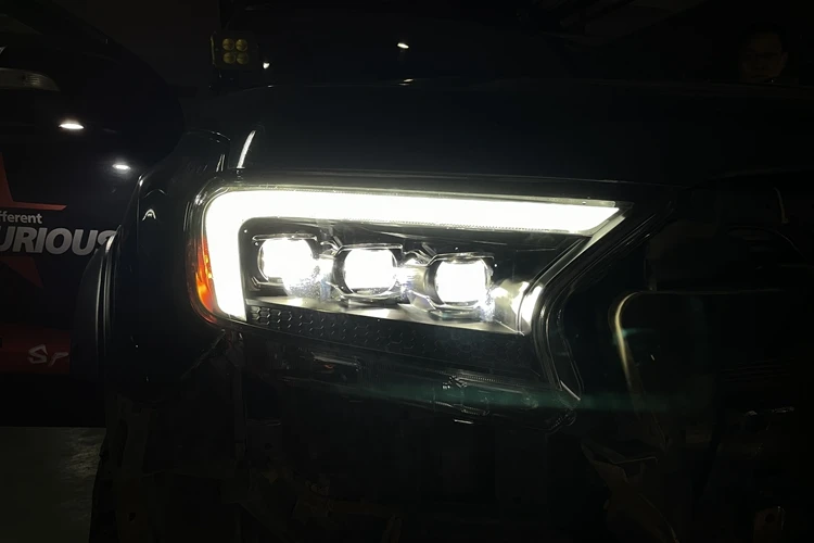 Full LED Front LED Lamps Car LED lamps Pickup Trucks Headlights Triple LED Projector Car LED headlights for Ranger Everest T7 T8