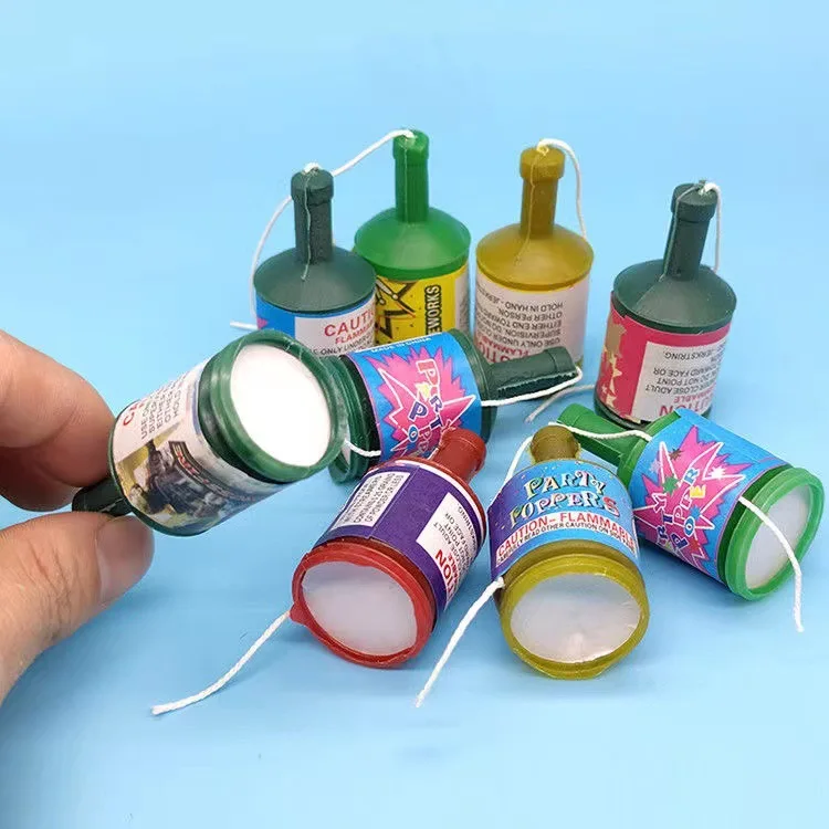 Hot selling fashion portable safe pollution-free mini confetti cannon for celebration