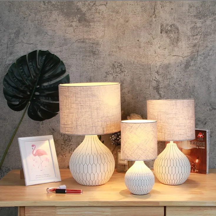 decorate table lamp and modern desk lamp