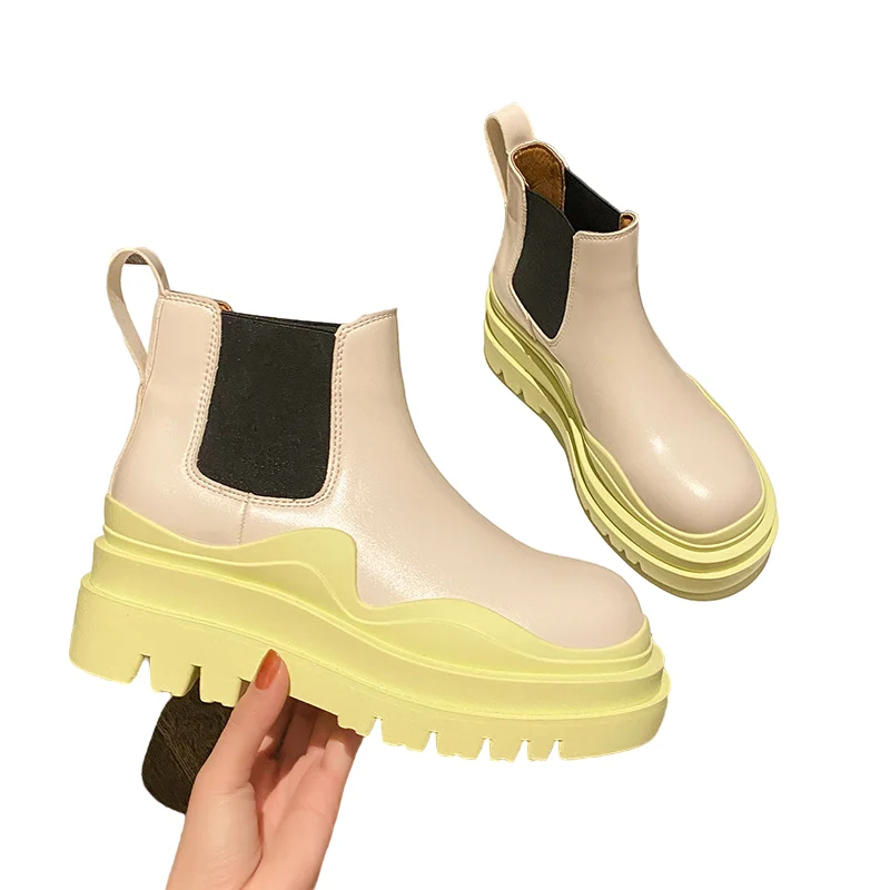Fashion Solid 2022 Thick Soled Waterproof Leather Chelsea Boots Woman Chelsea Boot