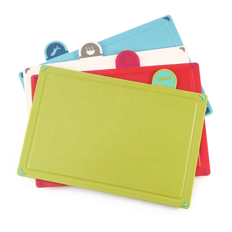 Hot Selling dishwasher safe BPA Free Non slip 4 pcs colorful plastic kitchen Chopping Board Set with Index and Draining Holder