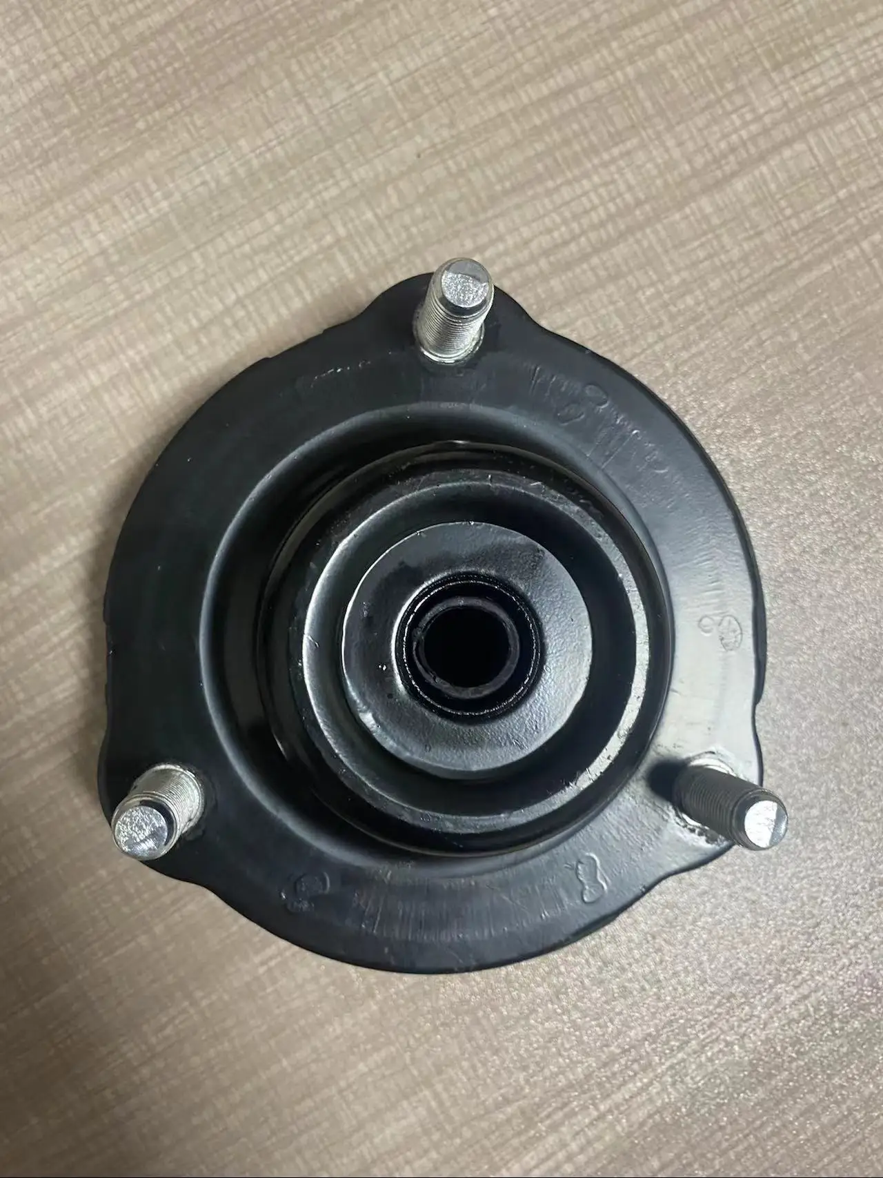 Auto Parts Suspension Mounts for 48609-0k070