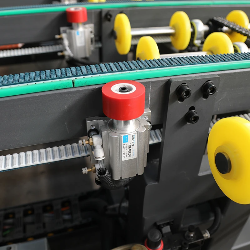 High Quality Fully Automatic Glass Loading Table Easy to Operate-Essential for Glass Processing Machinery