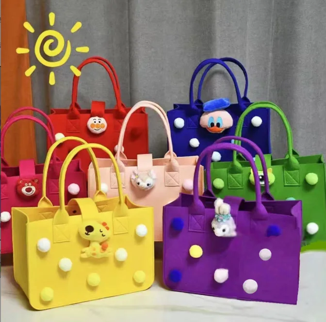 HOT sales felt fabric children cartoon handbag with cartoon dolls