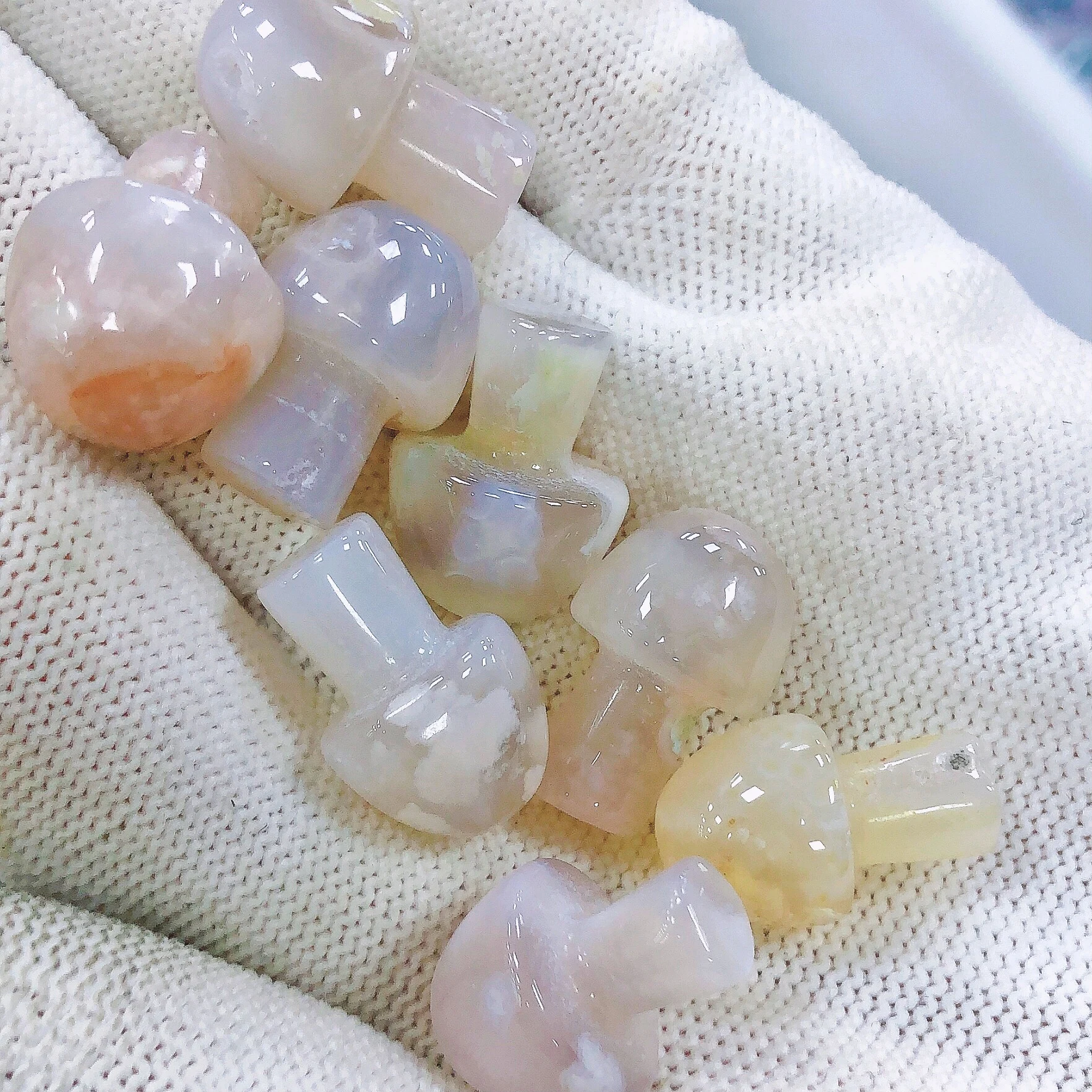 New Wholesale Natural Rose Quartz Mushroom Crystal Crafts Healing Stones