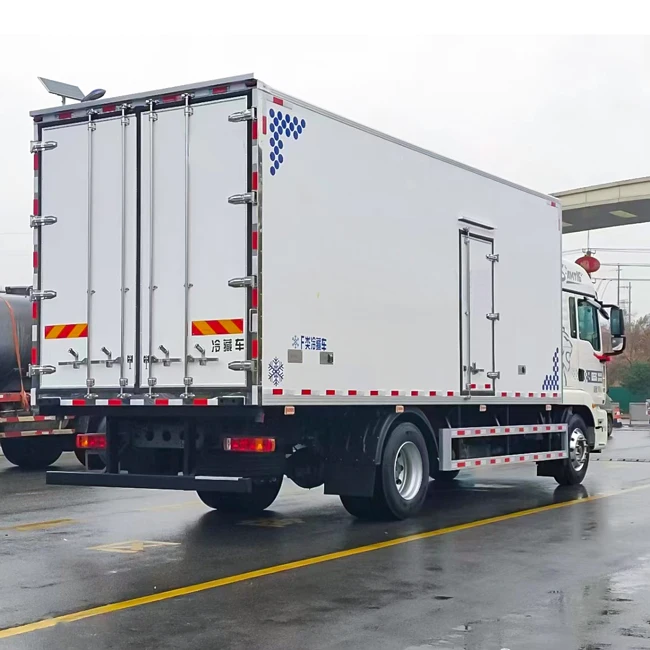 Новый рефрижератор HOWO 4x2 15 тонн
