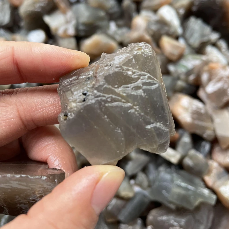Bulk wholesale Semi-precious stone Natural healing crystal rough stone loose gemstone raw grey moonstone for healing
