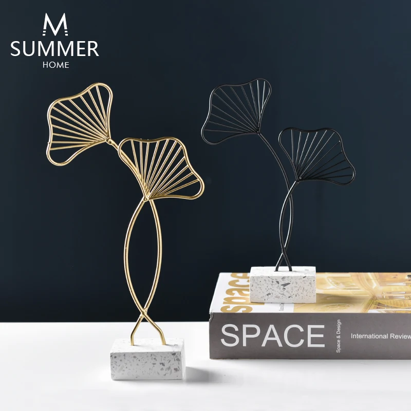 
Nordic Creative Metal Ginkgo Biloba Figurines Wrought Iron Flower Plant Ornament Home Decor Accessories 