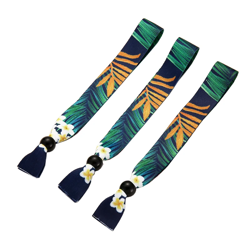 Спортивный тканевый браслет