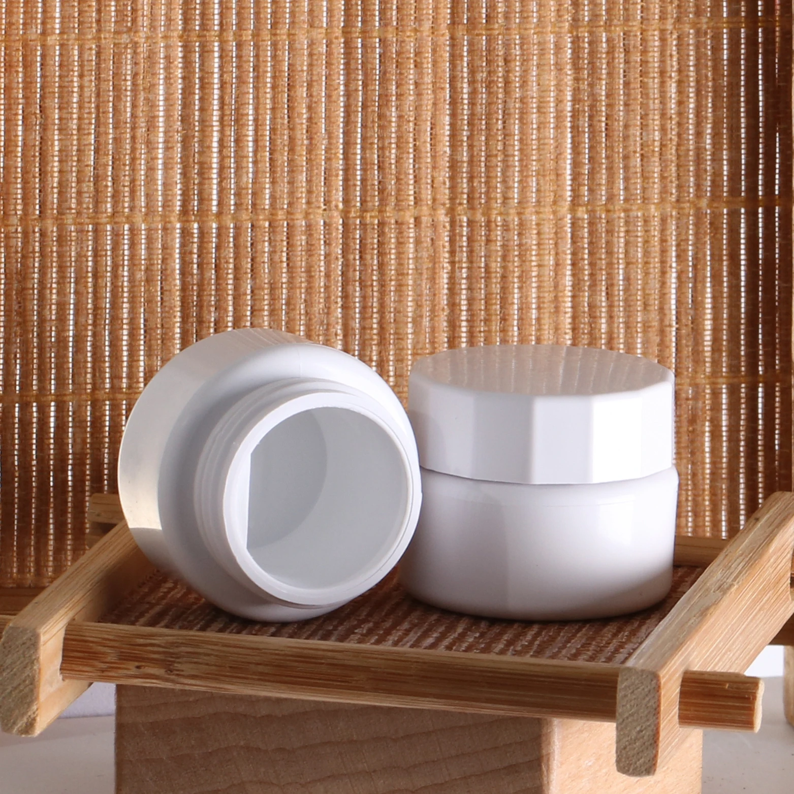 5g white round wine bottles mini nutella colorful plastic cream  high quality package jar