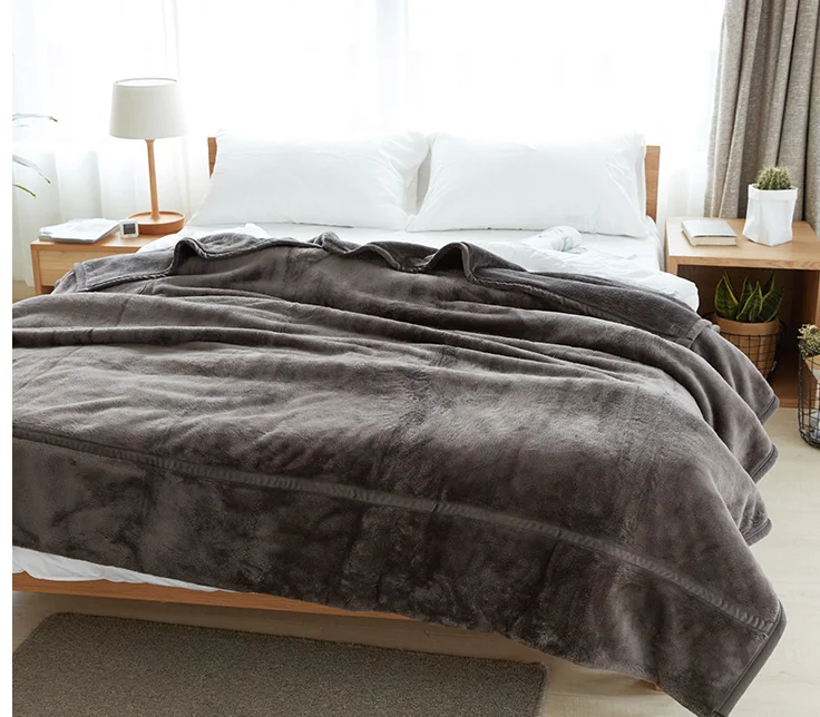 Competitive price different kind polyester blanket wholesale