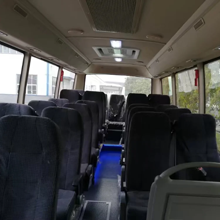 China high quality Dongfeng 4*4 29+1 seats diesel euro 3 right hand spot goods off road bus coach public transport luxury buses