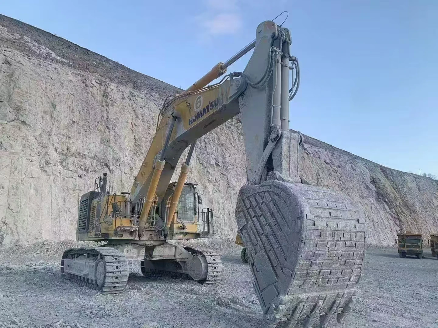 Factory Manufacturer Customised large Excavator Cummins Engine 105Ton Large Digger komatsu For Sale