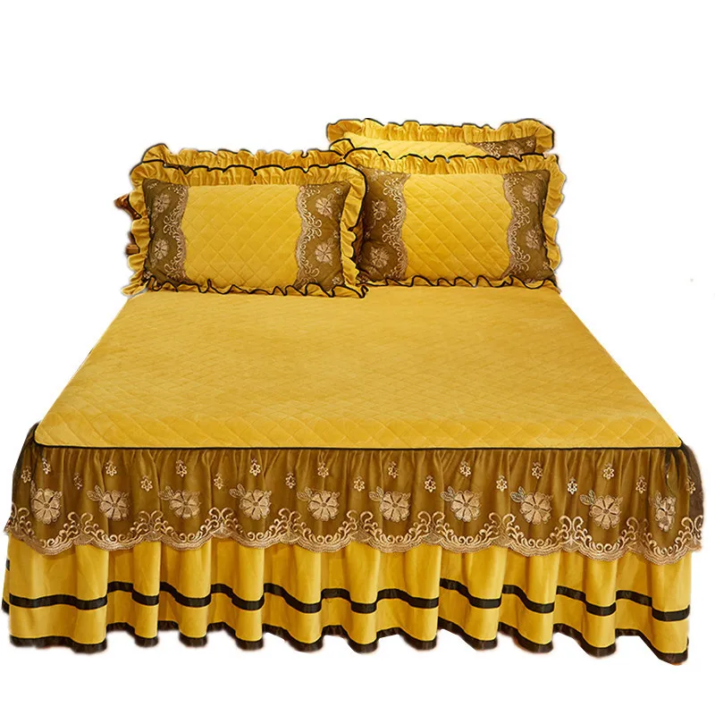 Luxury Bedspread Lace Embroidery Bed Skirts Mattress Cover Pillowcases European Royal Blue Velvet Bedding Set