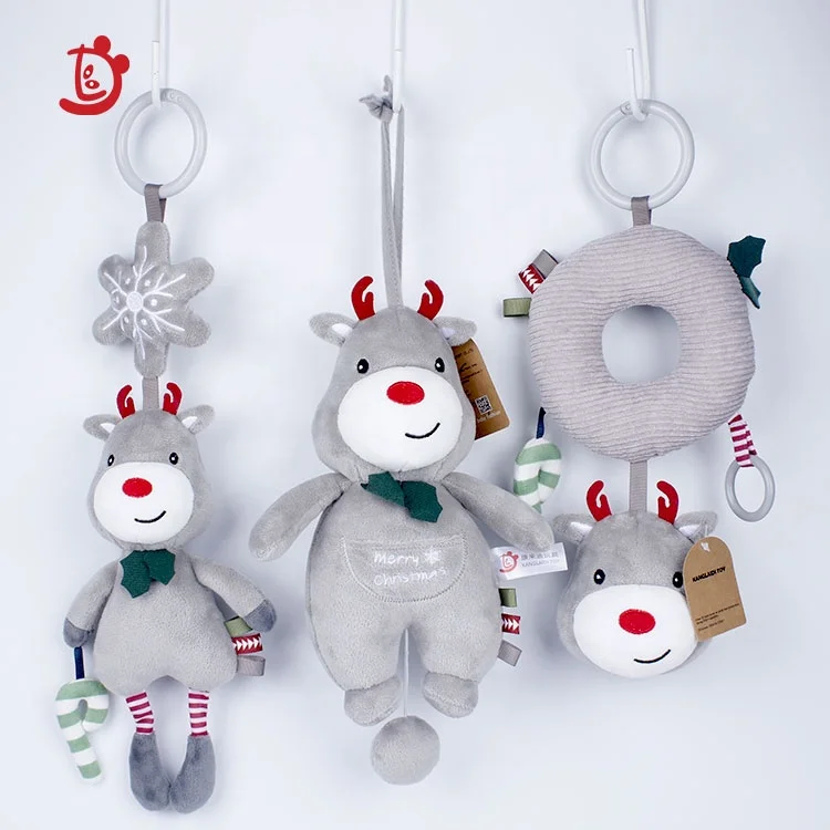 Factory wholesale a high quality baby crib hanging ring cute Christmas deer plush toy multi-functional baby crib bell toy