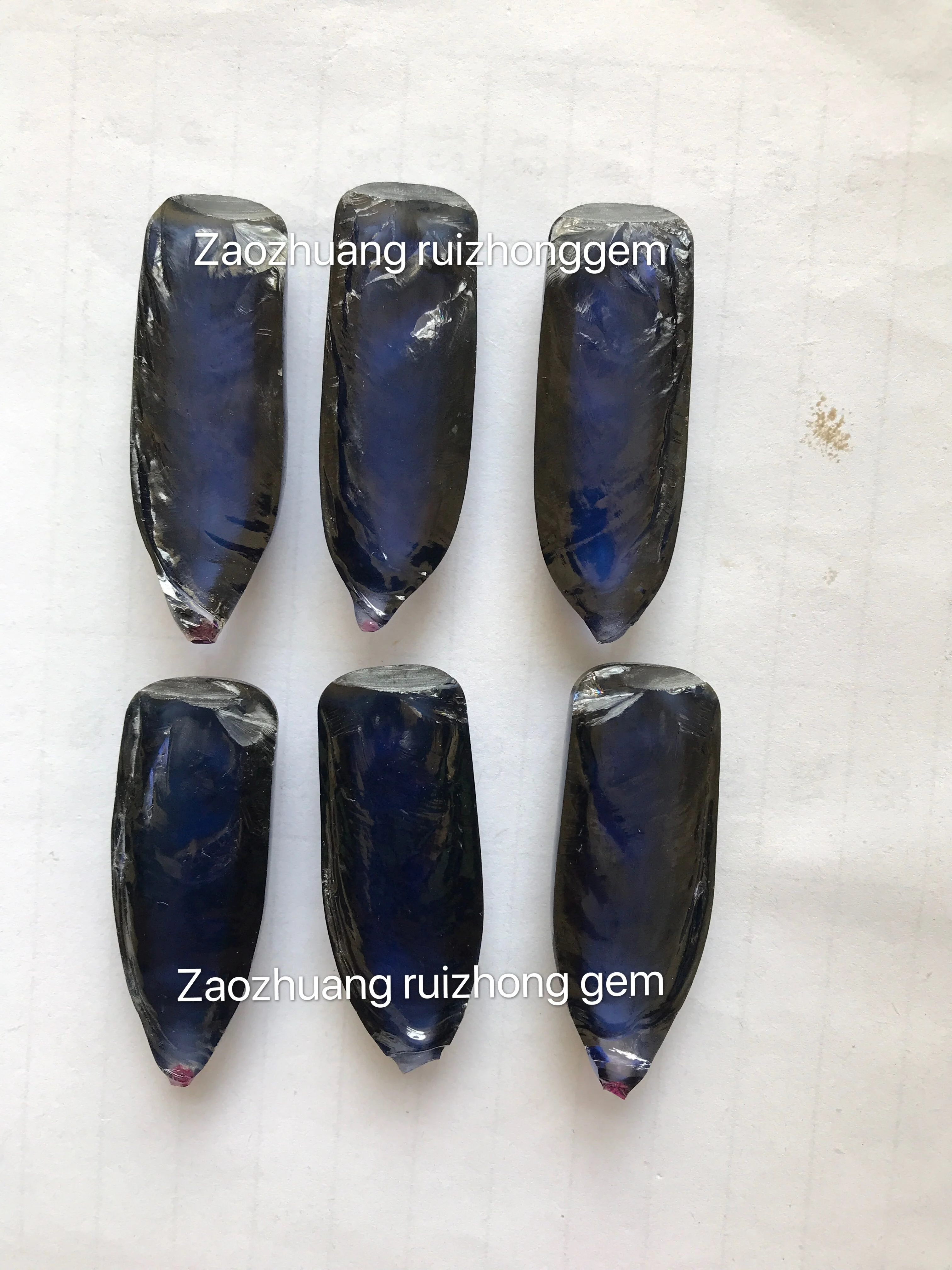 
synthetic blue sapphire rough 